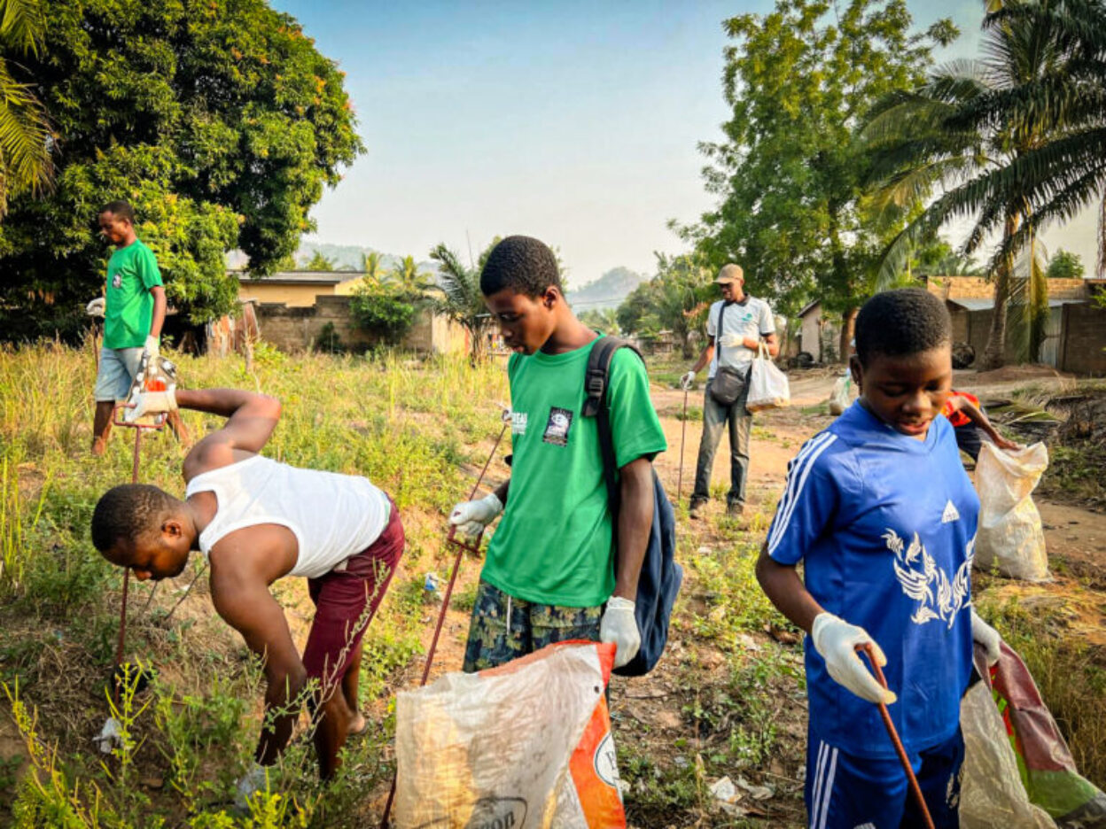 PROJECT-TOGO_Recacling_Muellsammelaktion_8.jpg-768x576.jpg