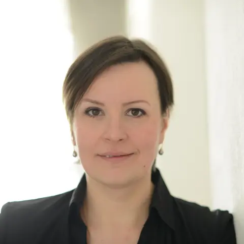 Teambild Mitarbeiterin Sandra