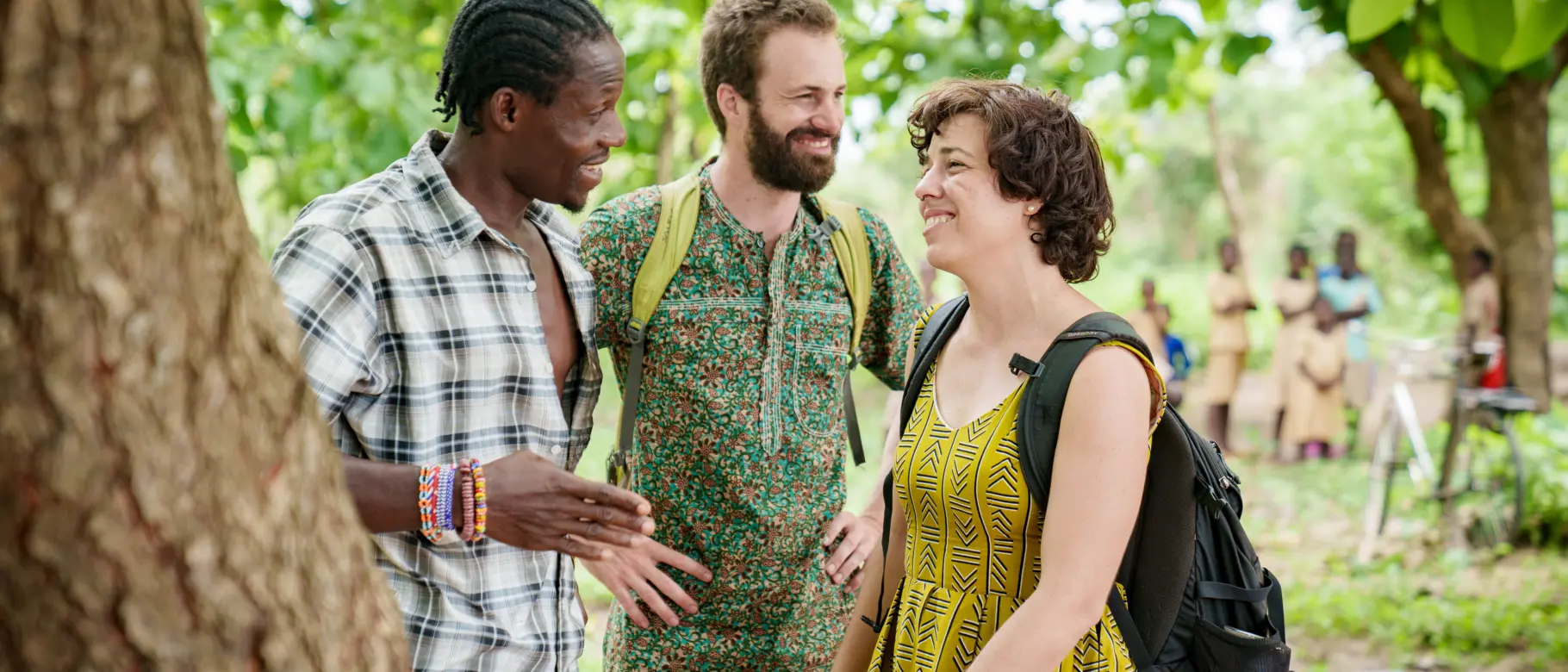 Das natureOffice Team direkt im Einsatz beim Klimaschutzprojekt Togo. Zeigt die Verbindung von praktischer Projektarbeit und strategischem CO2-Management.