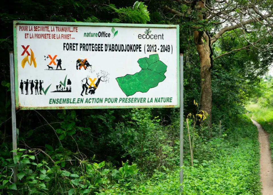 Naturschutzgebiet schild aboudjakope togo