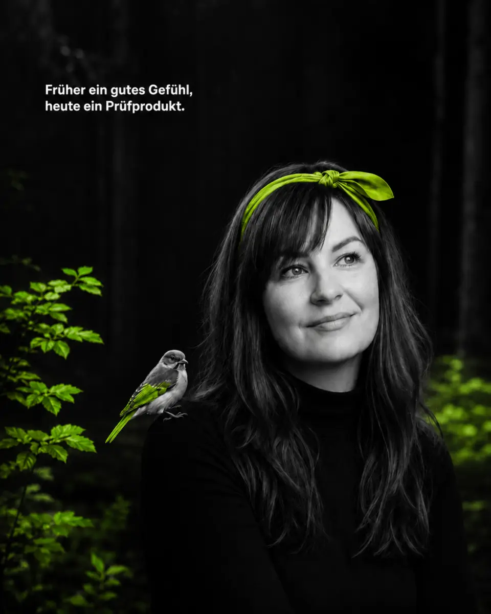 Portrait of a woman in a forest with green accents and the phrase “formerly a good feeling, now a proof requirement”, illustrating stricter requirements for green claims such as climate-neutral or eco-friendly.